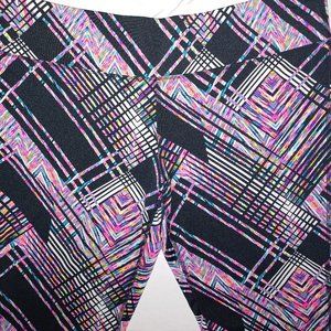 MATERIAL GIRL ACTIVE WOMEN'S CAPRI STYLE LEGGINGS